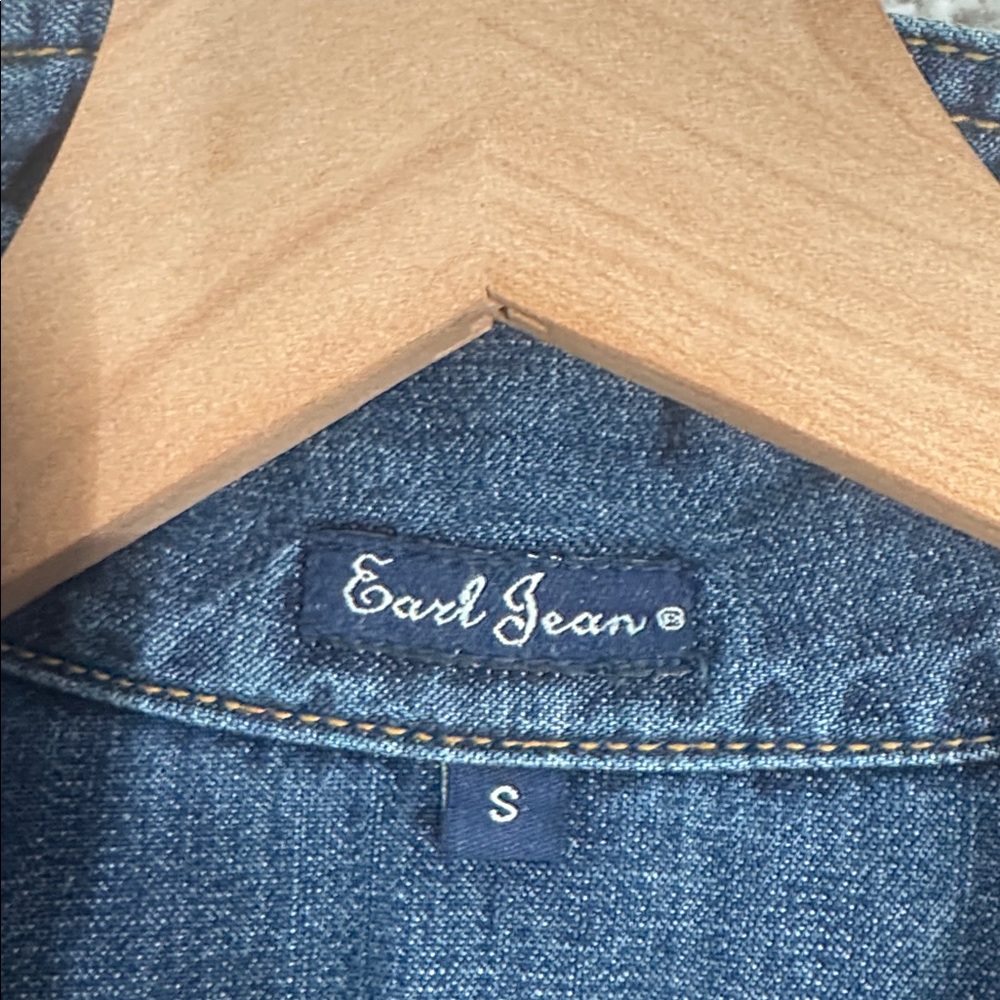 Earl Jean Cropped Lightweight Jean Jacket - Small - Picture 4 of 9